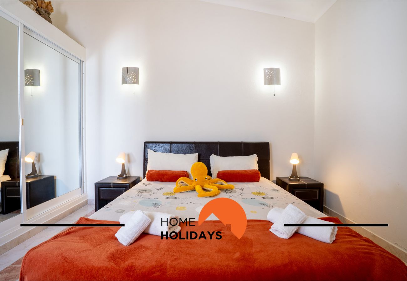 Villa in Albufeira - #248 Villa Loureira | Pool & Comfort