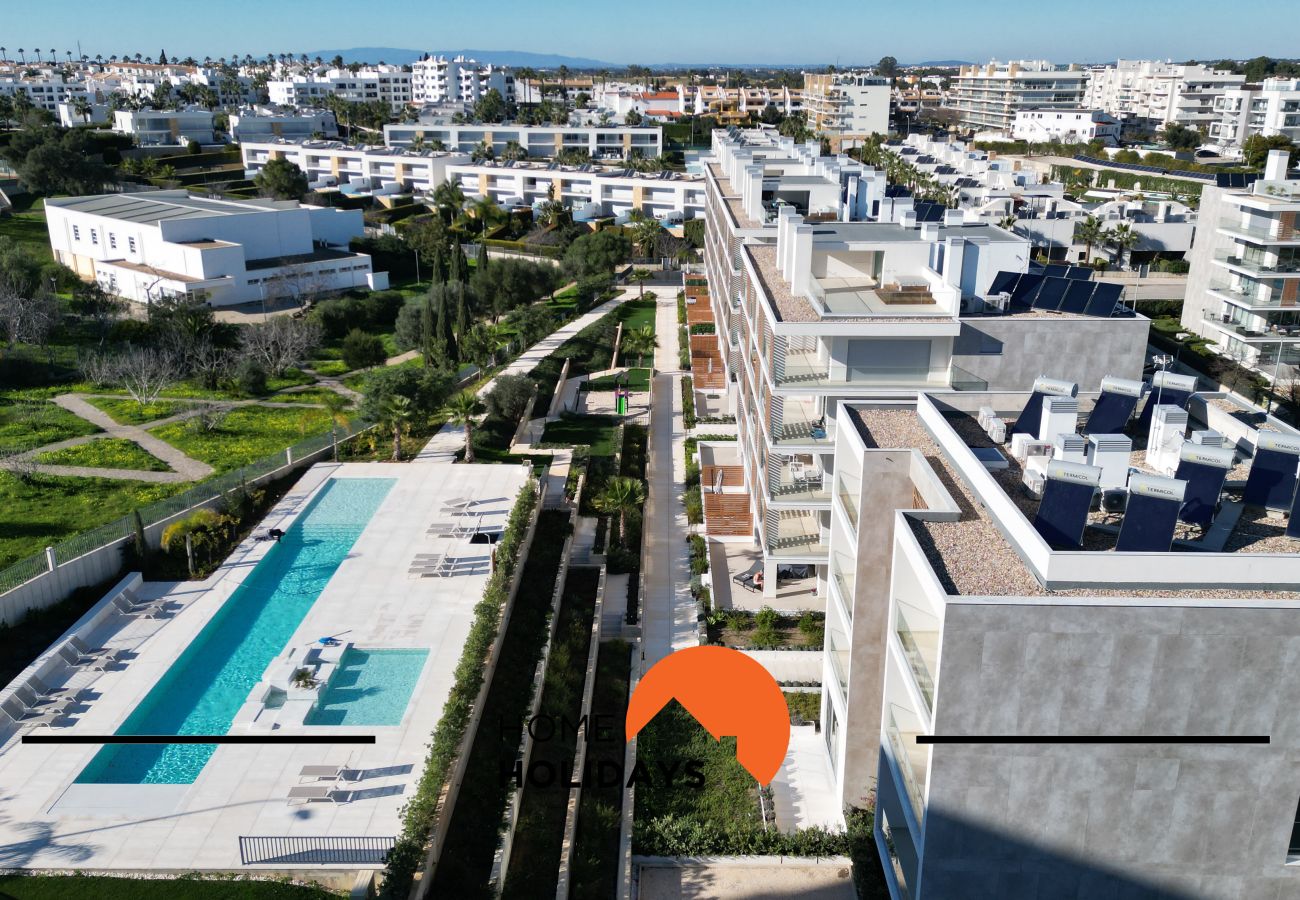 Apartment in Albufeira - #264 Green Apartment | Pool & Garden