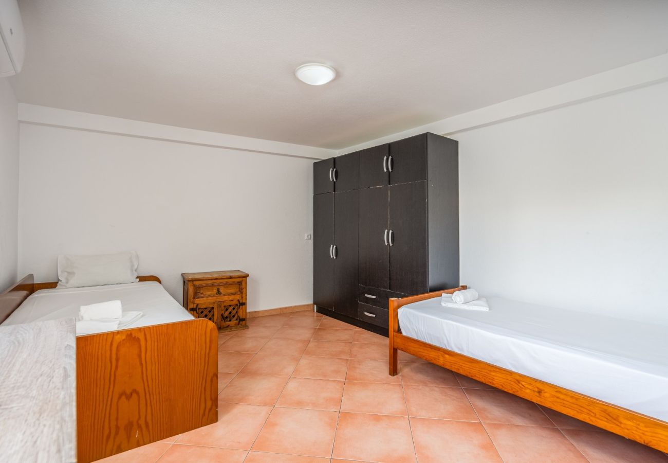 Villa in Albufeira - #278 Charming 5BDR Villa | Authentic Local Stay