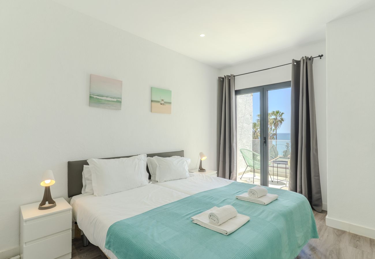 House in Albufeira - #285 Sea View Villa | Jacuzzi & Large Pool 