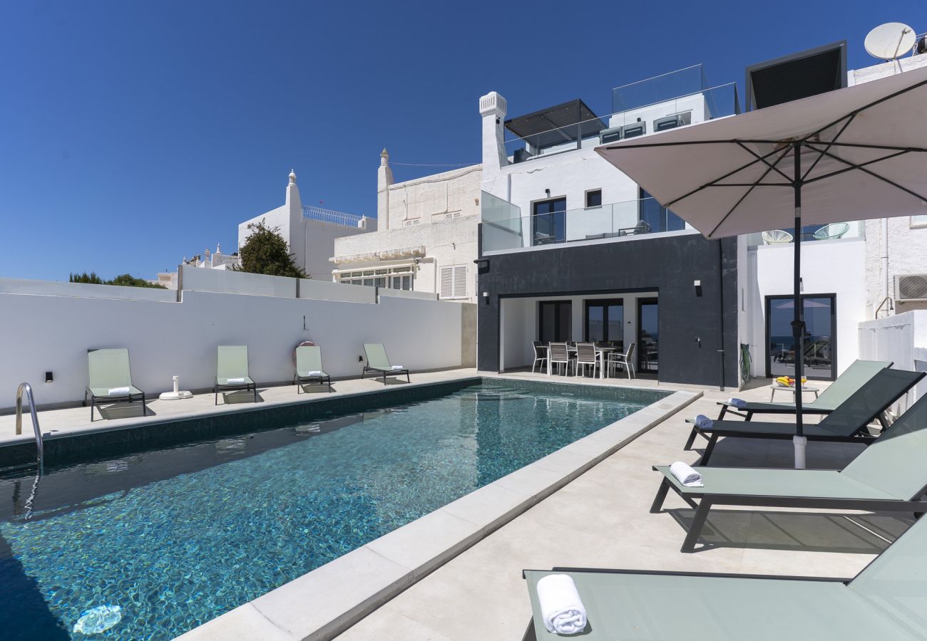 House in Albufeira - #285 Sea View Villa | Jacuzzi & Large Pool 