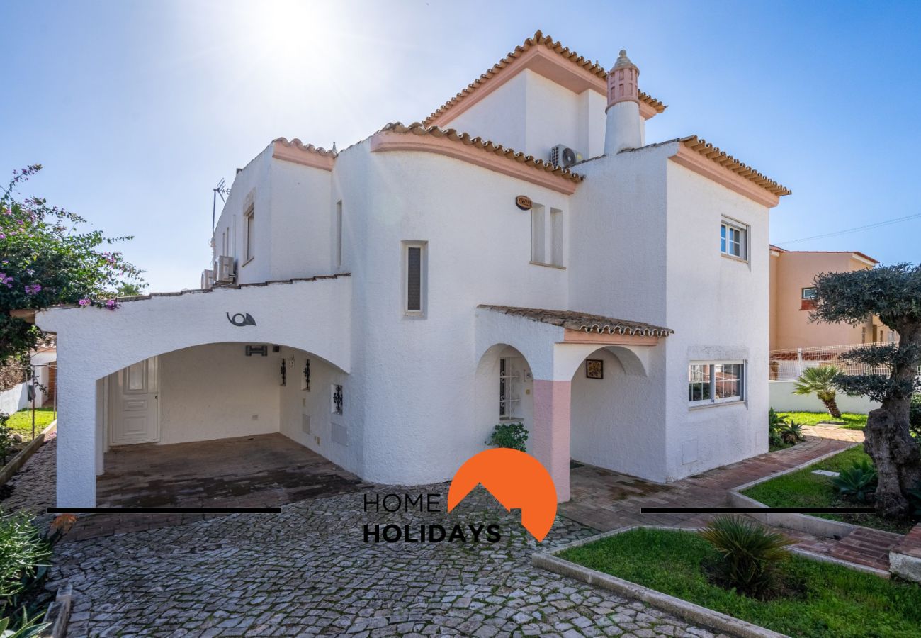 Villa in Albufeira - #288 8BR Villa | Pool & Garden