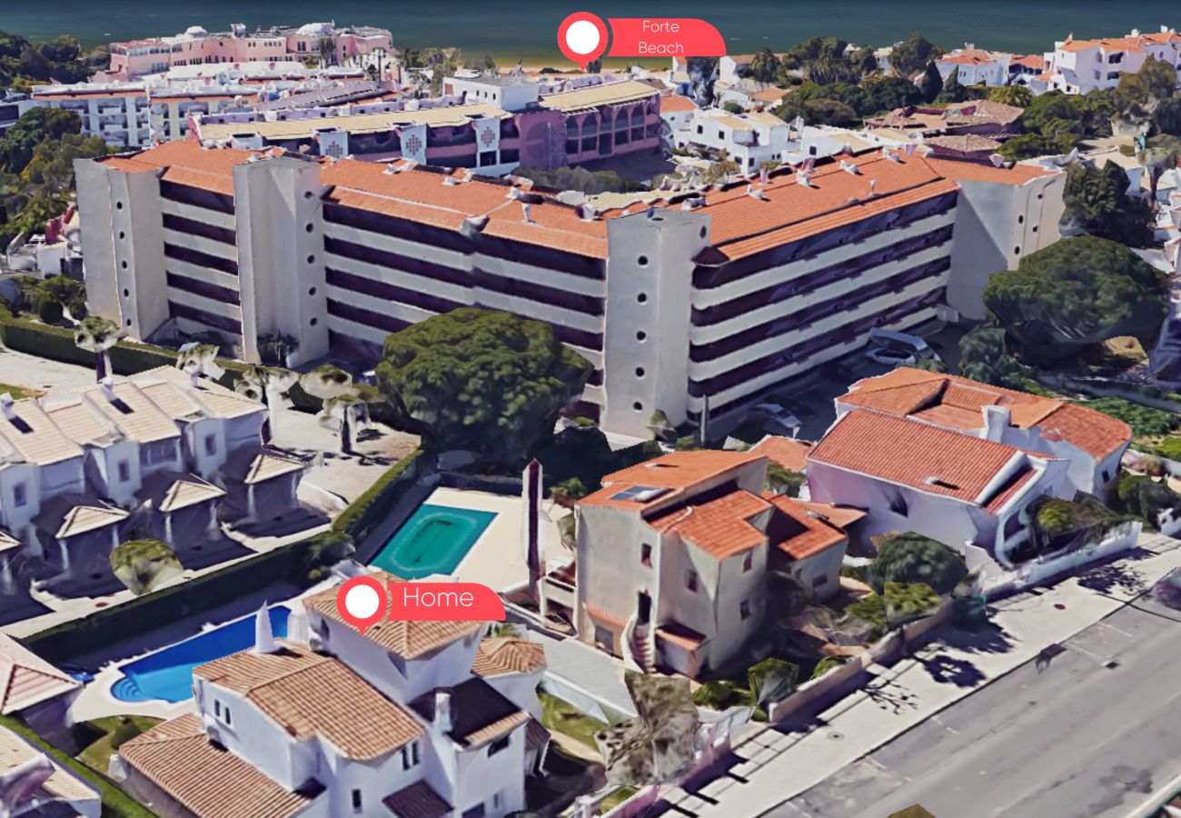 Villa in Albufeira - #288 8BR Villa | Pool & Garden