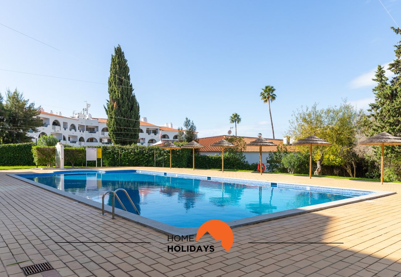 Studio in Albufeira - #287 Studio Apartment | Pool & Practical