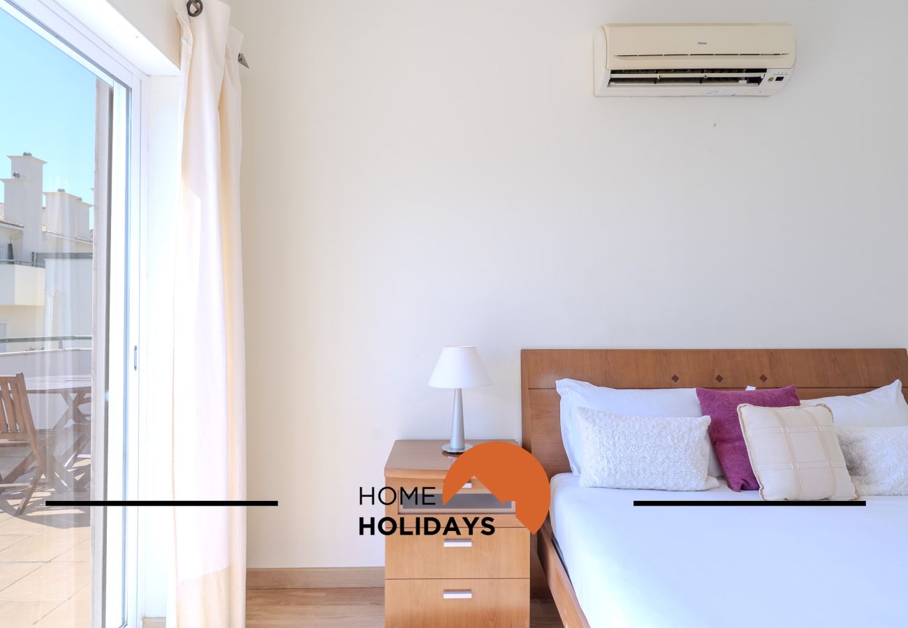 Apartment in Albufeira - #320 Family Flat in Center of the City 