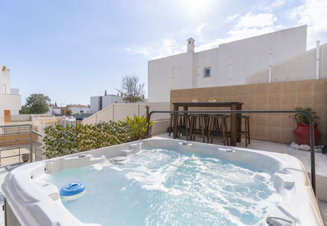 Villa in Albufeira - #343 Villa w/ Pool & Jacuzzi | Luxury Stay