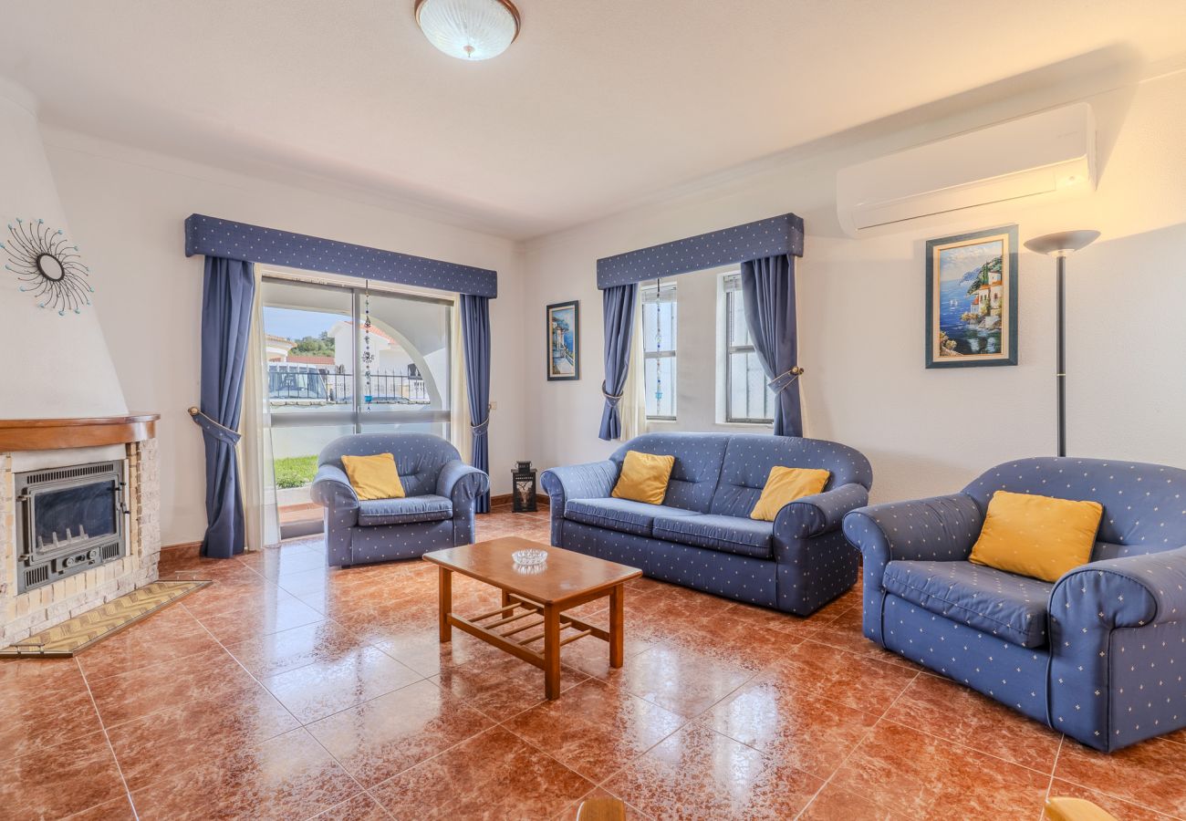 House in Ferreiras - #350 Quiet Retreat for Familys | Relax & Nature