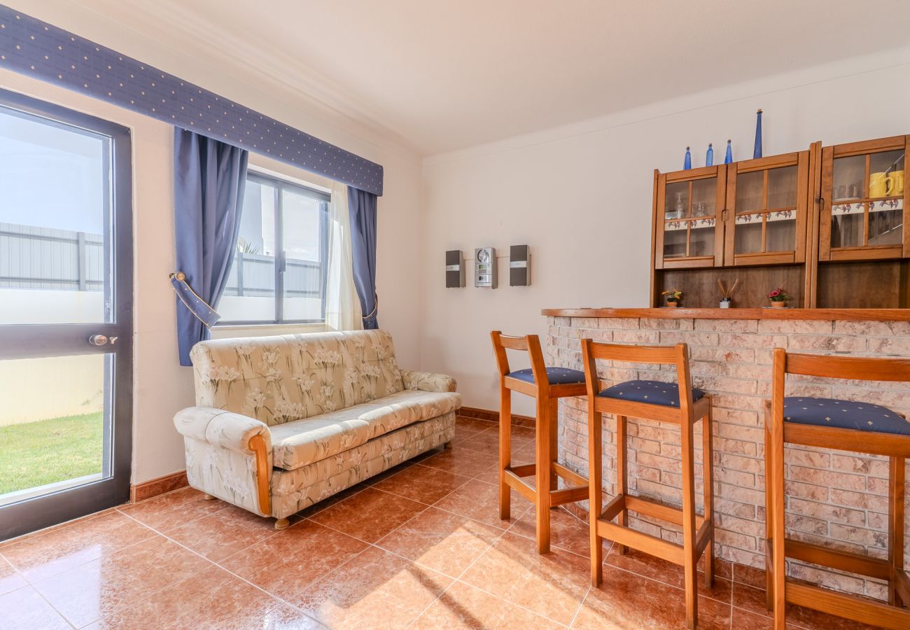 House in Ferreiras - #350 Quiet Retreat for Familys | Relax & Nature