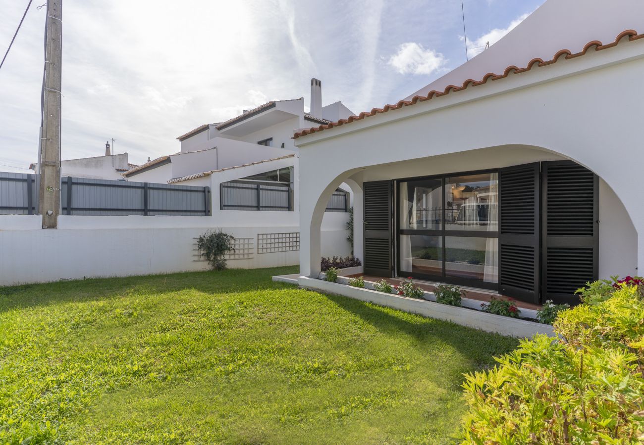House in Ferreiras - #350 Quiet Retreat for Familys | Relax & Nature