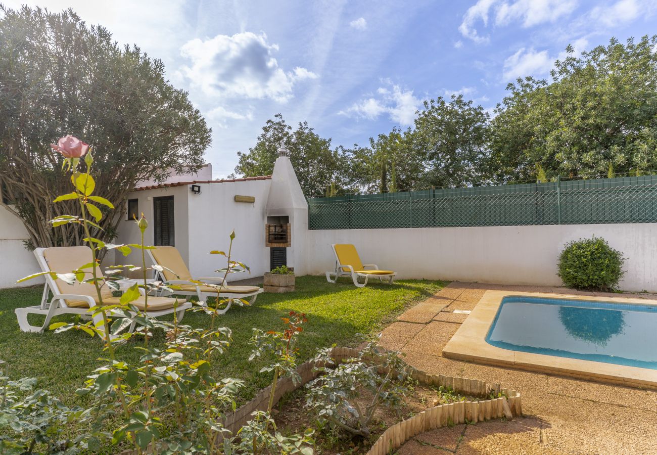 House in Ferreiras - #350 Quiet Retreat for Familys | Relax & Nature