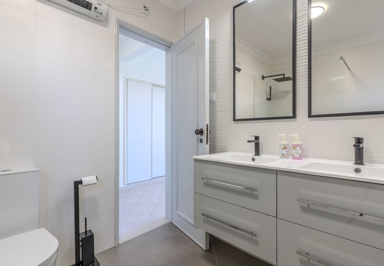 Apartment in Albufeira - #364 T3 Costa Dourada by Home Holidays 