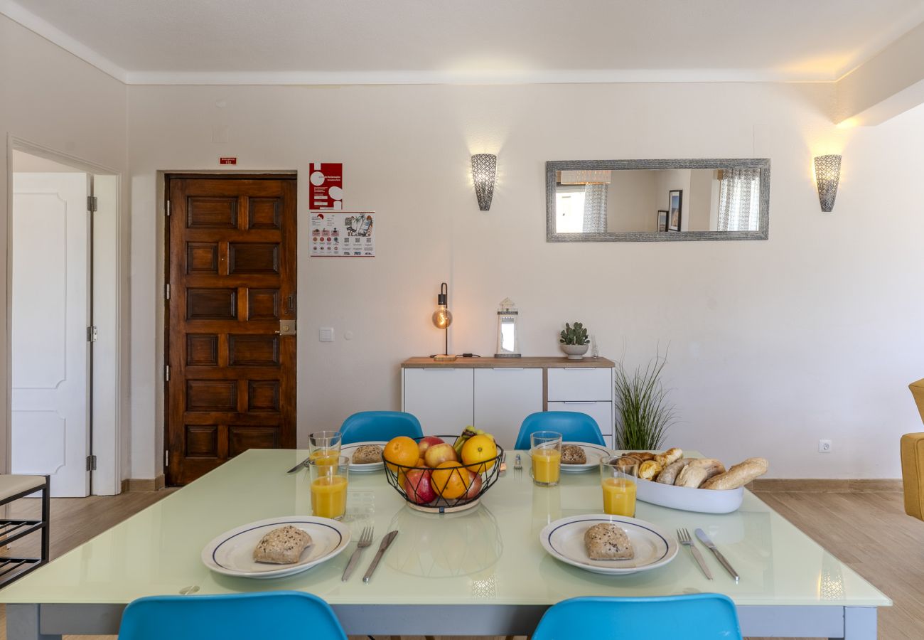 Apartment in Albufeira - #365 Old Town Albufeira Apartment | Pool Access