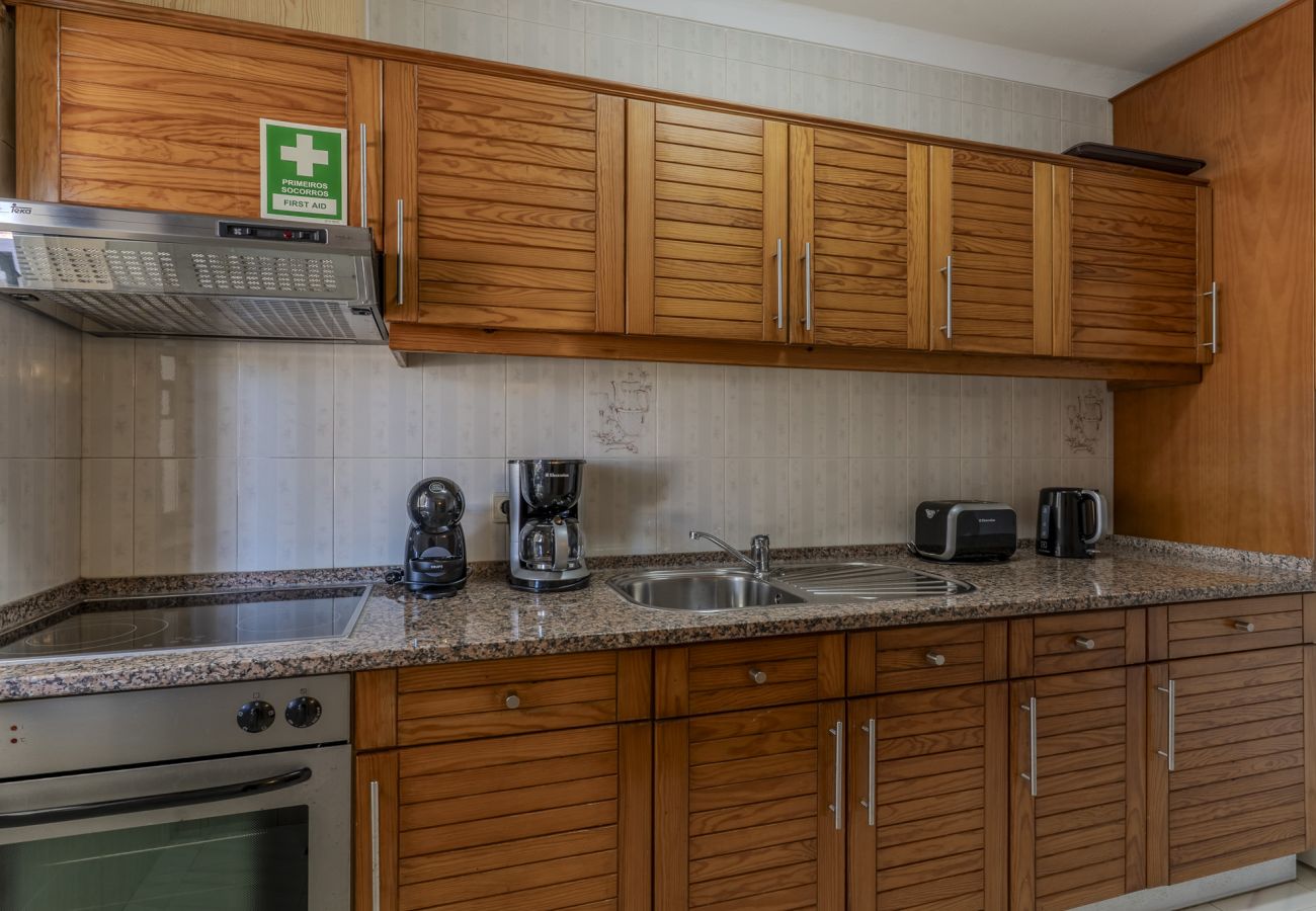 Apartment in Albufeira - #384 Bright Pool View Apartment | AC & Balcony