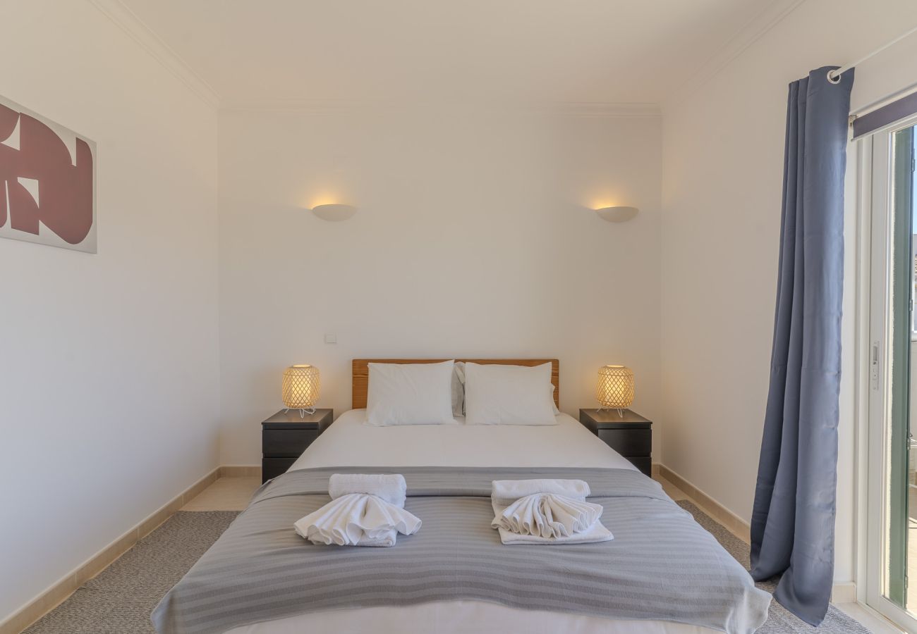 Terraced House in Albufeira - #375 Spacious Townhouse with Pool, BBQ & Parking 