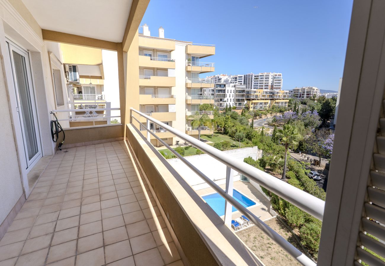 Apartment in Portimão - #377 Sunny Portimão Apartment | Pool & Balcony