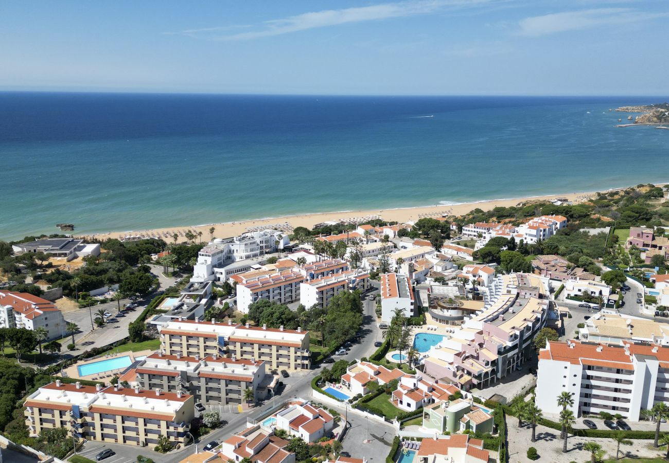 Apartment in Portimão - #377 Sunny Portimão Apartment | Pool & Balcony
