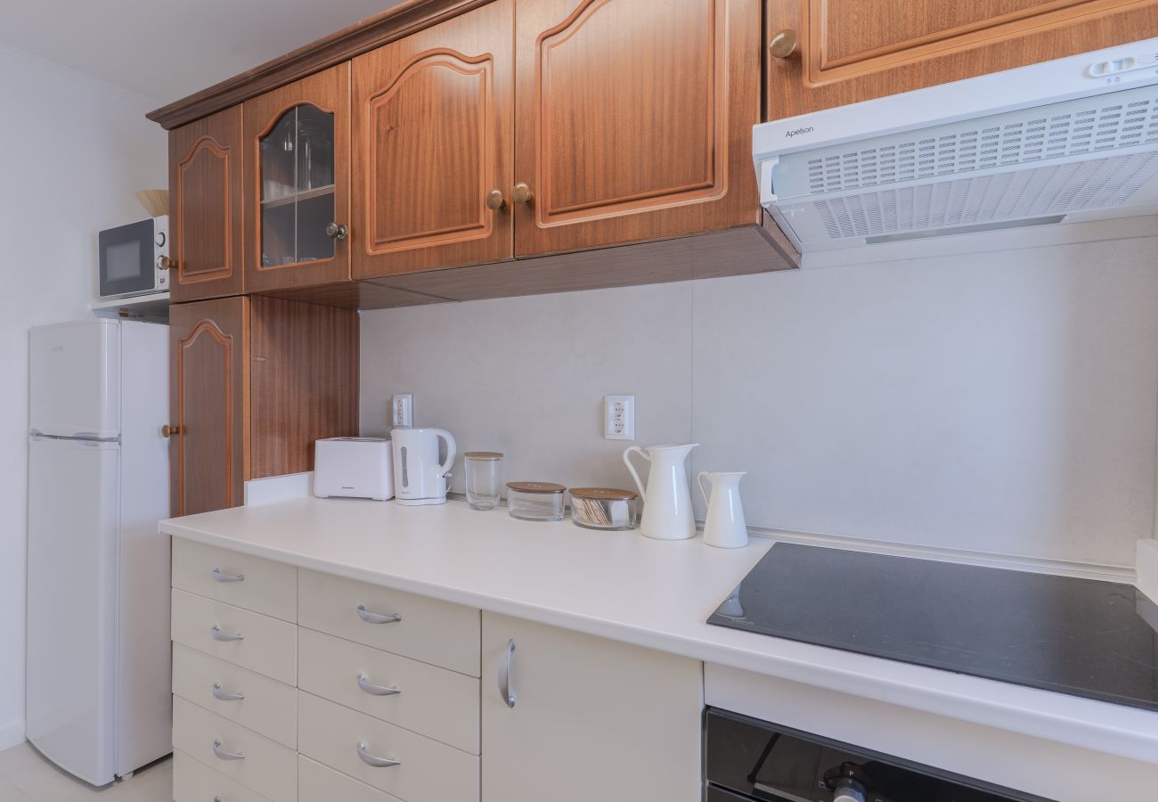 Apartment in Albufeira - #381 Sunny Apartment in the Heart of Albufeira
