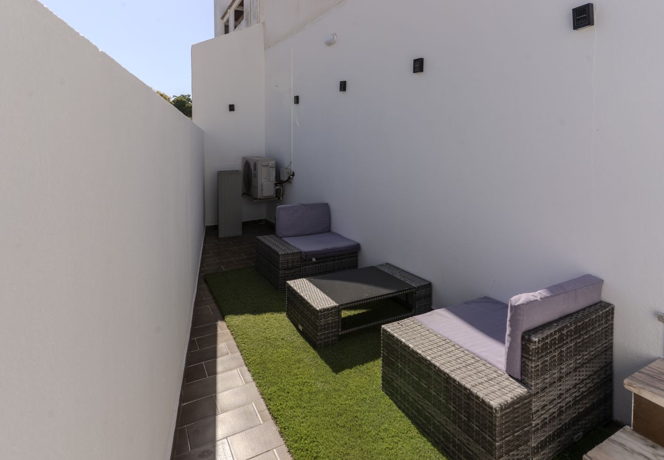 Apartment in Albufeira - #381 Sunny Apartment in the Heart of Albufeira