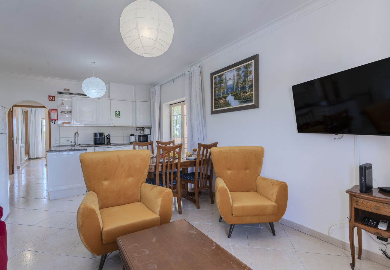 Apartment in Albufeira - #397 Comfortable Apartment by the Beach 