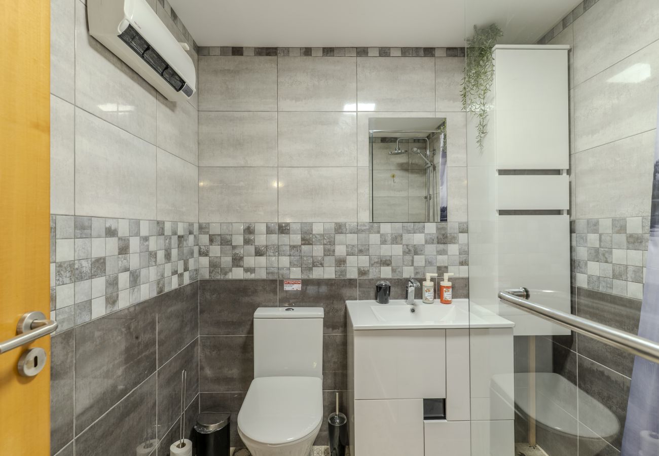 Apartment in Albufeira - #418 Cozy & Bright Apartment | Spacious Retreat with Shared Pool